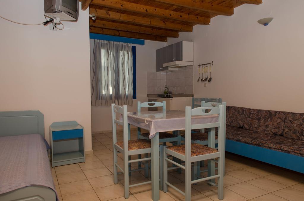 Cleopatra Studios Marathókampos Habitación foto